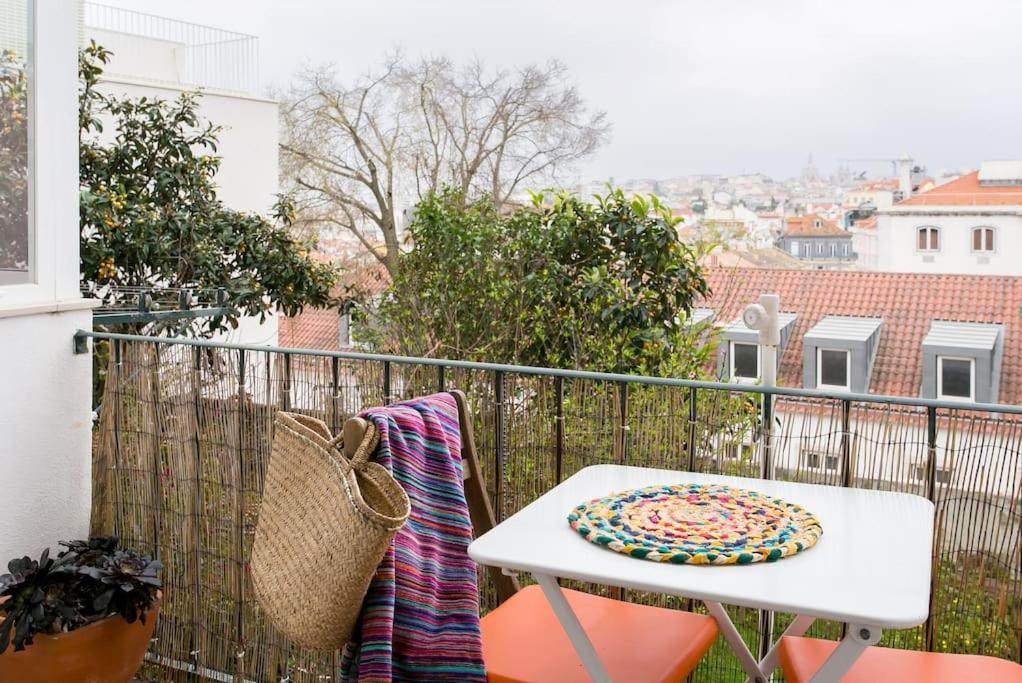 Principe Real Cool And Artistic 3 Bedrooms Flat! Lisboa Exterior foto